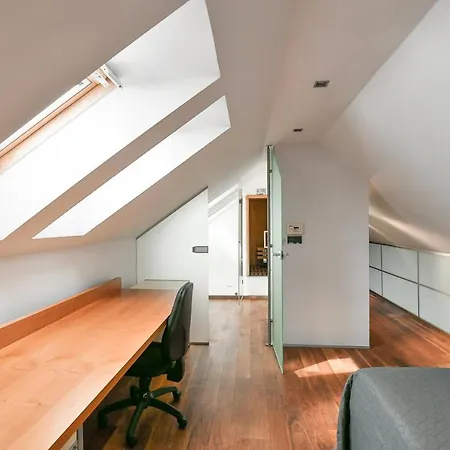 Luxury Penthouse With Sauna, Terrace, 250m2, 5bdrm, 3bthrm Apartman